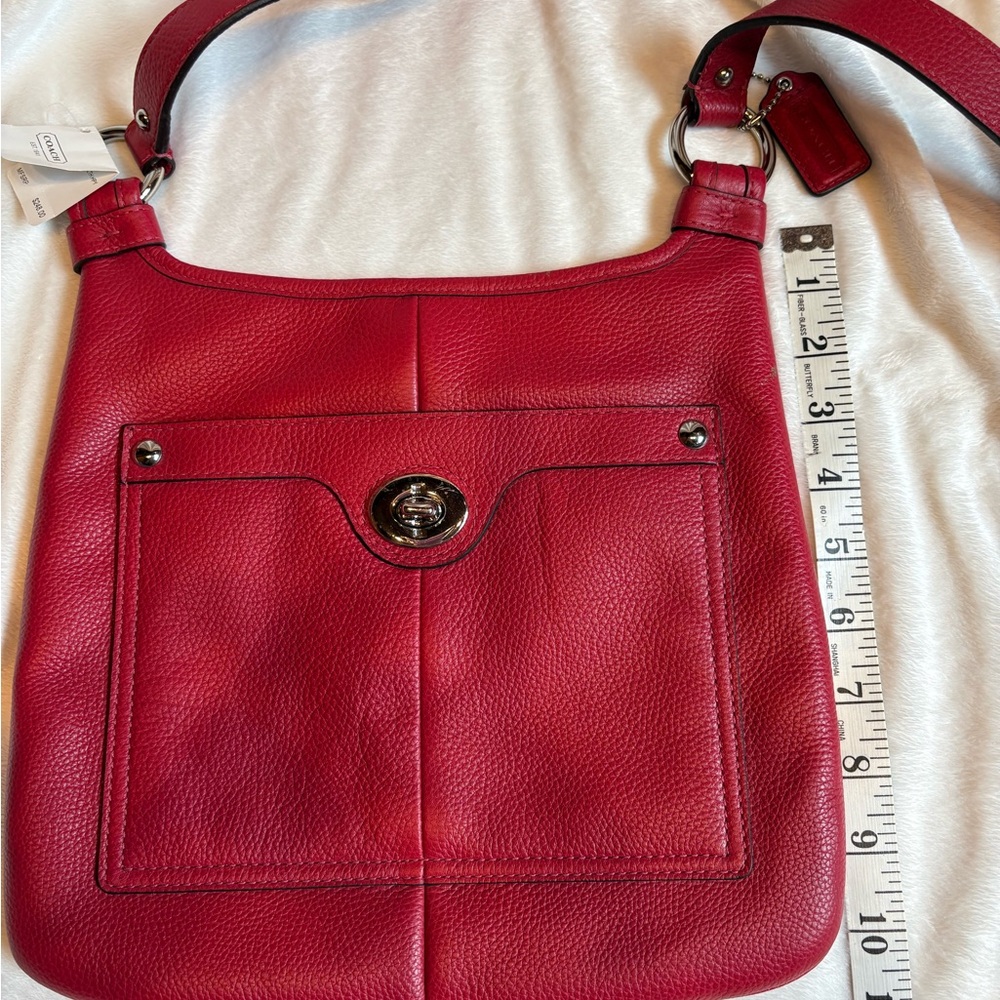 Coach Cherry Red Leather Shoulder Bag NWT - Picture 4 of 8